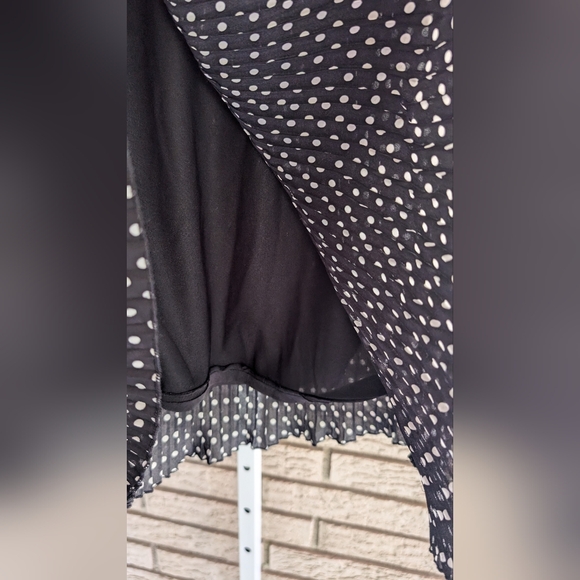 English Laundry Black White Polka Dot Pleated Lined Skirt XL EUC - Picture 4 of 5
